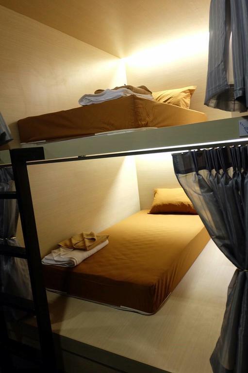 Hostel Rockstel Loma Phuket Exterior foto